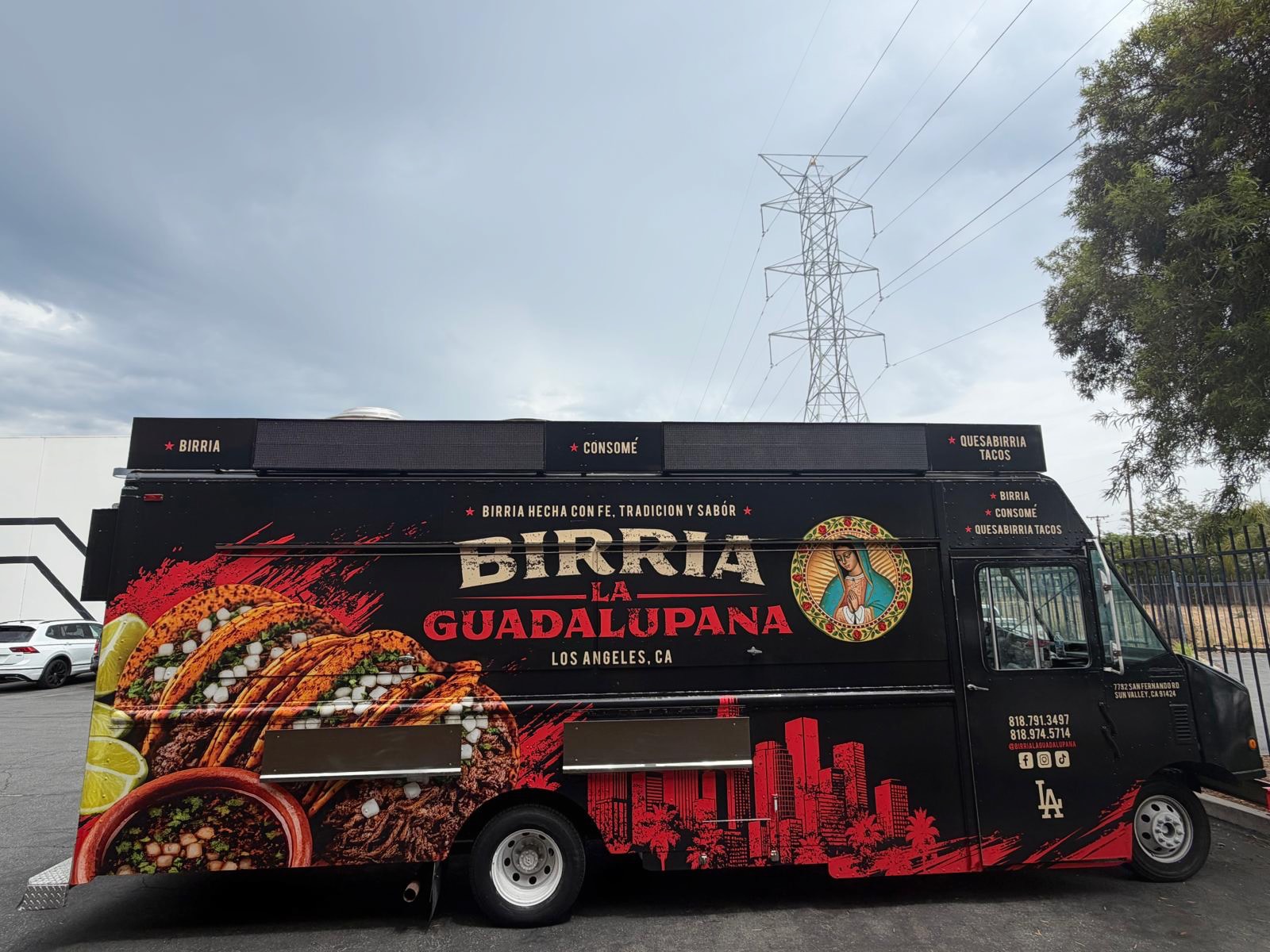Birria La Guadalupana food truck open for service